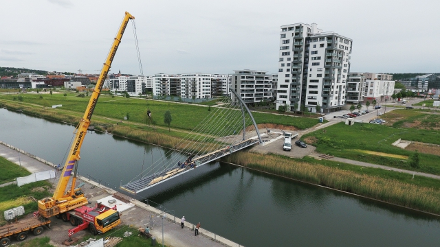 Aufbau Steg Brücke 010616 nawratil